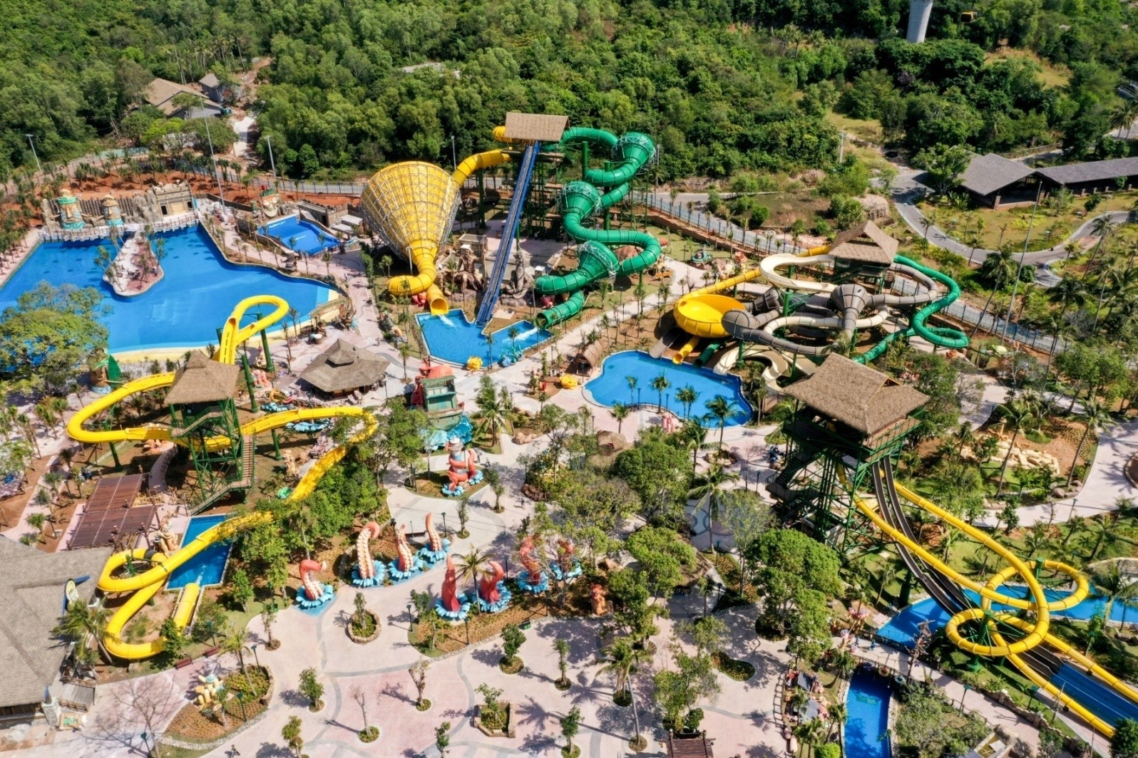 Trải nghiệm các trò chơi nước hiện đại ở Aquatopia Water Park Trải nghiệm các trò chơi nước hiện đại ở Aquatopia Water Park